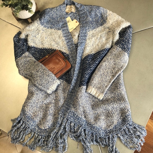 Lucky Brand Sweaters - 🌟LUCKY BRAND STRIPED Poncho sweater -BOHO-💙NEW